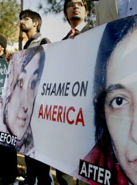 Trest pro Siddíkíovou, která si v USA odpykává 86letý trest, vyvolal pobouření také mezi pákistánskou společností