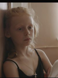 Snímek z vítězného filmu Dům z třísek o dětském domově na východě Ukrajiny.