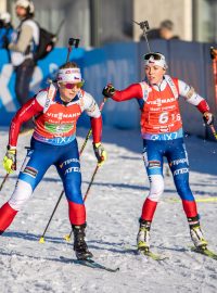 České biatlonistky během štafety na Světovém poháru v rakouském Hochfilzenu