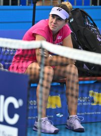 Linda Nosková prohrála ve finále s Nao Hibinovou z Japonska 4:6 a 1:6