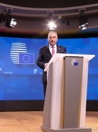 Ministr průmyslu Jozef Síkela na tiskové konferenci po mimořádném jednání ministrů EU pro energetiku