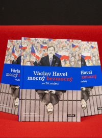 Vyhrajte knihu Václav Havel mocný bezmocný