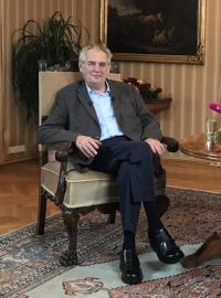 Prezident Miloš Zeman při natáčení pořadu TV s prezidentem televize Barrandov