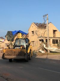 K demolici půjde přes 20 pobořených domů v Lužicích