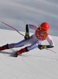 Lyžařka Mikaela Shiffrinová vyhrála v Pchjongčchangu zlato ze superobřího slalomu.