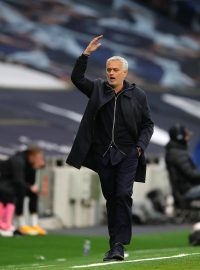 José Mourinho s nařízenou penaltou v utkání s Newcastlem hrubě nesouhlasil