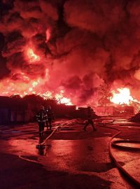 Požár skládky u elektrárny Tisová