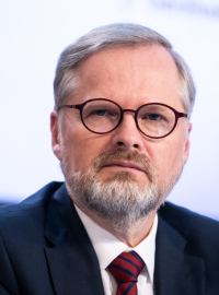 Premiér Petr Fiala (ODS) a šéf největší opoziční strany Andrej Babiš (ANO)