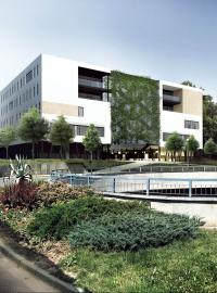 V areálu olomoucké fakultní nemocnice roste unikátní klinika: jako první v Evropě bude splňovat standardy pasivní budovy.