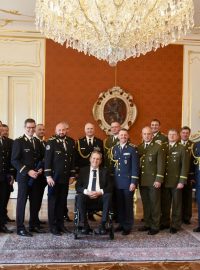 Prezident Zeman a 19 nově jmenovaných generálů