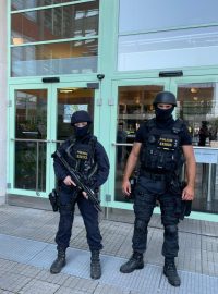 V budově krajského úřadu ve Zlíně došlo ke střelbě