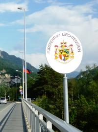 Hranice mezi Švýcarskem a Lichtenštejnskem.