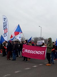 Demonstrace během stávky zaměstnanců firmy Nexen
