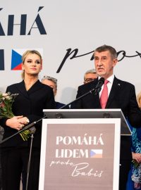 Poražený prezidentský kandidát, Andrej Babiš spolu se svou manželkou Monikou Babišovou