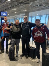 Skupina fanoušků na cestě za NHL do finského Tampere