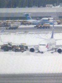 Boeing 737 společnosti Travel Service sjel z runwaye na moskevském letišti Šeremetěvo