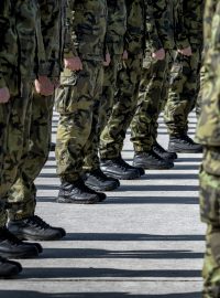 Vojáci Armády ČR
