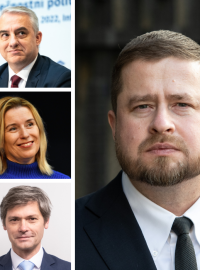 Jaký je názor prezidentských kandidátů na guvernéra České národní banky Aleše Michla (vpravo)