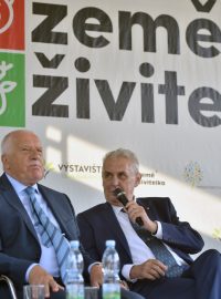 Exprezdient Václav Klaus a prezident Miloš Zeman na zahájení agrosalonu Země Živitelka