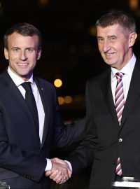 Francouzský prezident Emmanuel Macron a český premiér Andrej Babiš při setkání v Praze