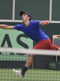 Český tenista Jiří Lehečka
