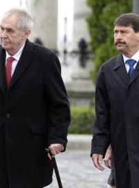 Miloš Zeman se při návštěvě Maďarska setkal se svým protějškem Jánosem Áderem