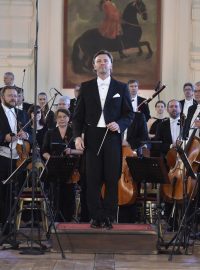 Společný koncert České filharmonie a filharmonie Brno ve Valticích na podporu obcí zasažených tornádem
