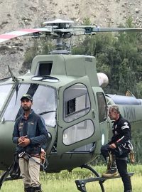 Pákistánští záchranáři čekají na možnost vyproštění dvou českých horolezců a Pákistánce