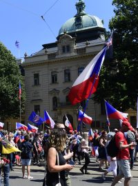 Protestní pochod Prahou na podporu národních symbolů a slovanských národů ze dne 3. června 2022
