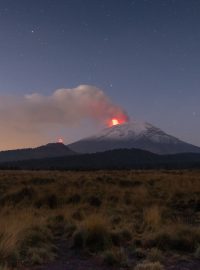 Aktivní sopka Popocatepetl