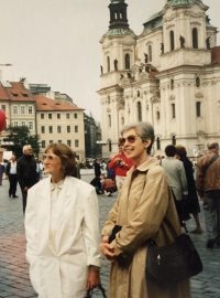 V Praze v 90. letech