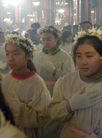 Čínští křesťané v Pekingu během vánočních oslav (ilustrační foto)