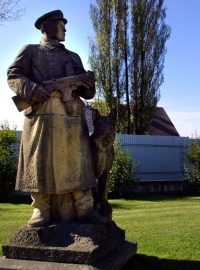 Chebský pomník pohraniční stráže  s názvem Na stráži míru