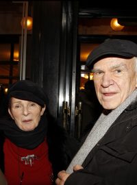 Milan Kudera s manželkou Věrou na snímku z roku 2010.