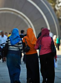Muslimky bojují na Twitteru proti sexuálnímu násilí na pouti do Mekky (ilustrační foto)