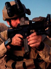 Příslušník jednotky SEAL amerického námořnictva