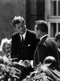 John Fitzgerald Kennedy v červnu 1963 v Berlíně