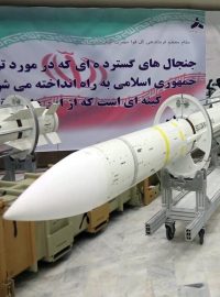 Íránské střely Sayyad-3 vystavené při svém uvedení do výroby