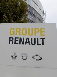 Vedení automobilky Renault odvolalo s okamžitou platností výkonného ředitele Thierryho Bollorého.