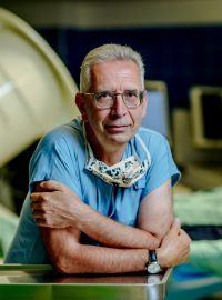 Kardiolog Petr Neužil se stal terčem podvodného prodeje léků