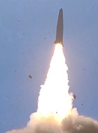 Kinžal je ze vzduchu odpalovaná verze známé balistické rakety Iskander, popisuje vojensko-bezpečnostní analytik Lukáš Visingr.