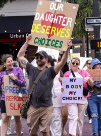 Lednové protesty proti zákonům omezujícím potraty na Floridě