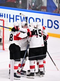 Čeští hokejisté prohráli v šestém utkání na turnaji se Švýcarskem 2:4