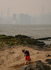 Znečistěné ovzduší New Yorku způsobené požáry v Québecu
