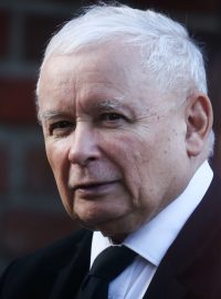 Vicepremiér Jaroslaw Kaczyński z vládní strany Právo a spravedlnost (PiS)