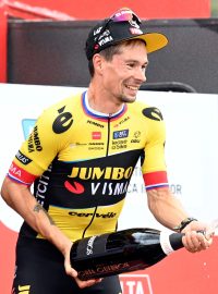 Primož Roglič vyhrál za Jumbo-Visma mimo jiné i třikrát Vueltu a jednou Giro d&#039;Italia