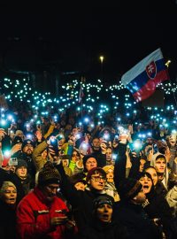 Protivládní demonstrace v Bratislavě