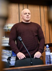 Robert Tempel požaduje po České republice za nezákonné doživotní věznění odškodnění ve výši zhruba 87 milionů korun