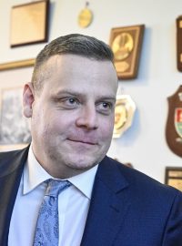 Ředitelem Národního bezpečnostního úřadu (NBÚ) bude od začátku května nynější bezpečnostní ředitel úřadu vlády Jan Čuřín