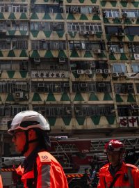 Obytný dům v Hongkongu, ve kterém vypukl požár